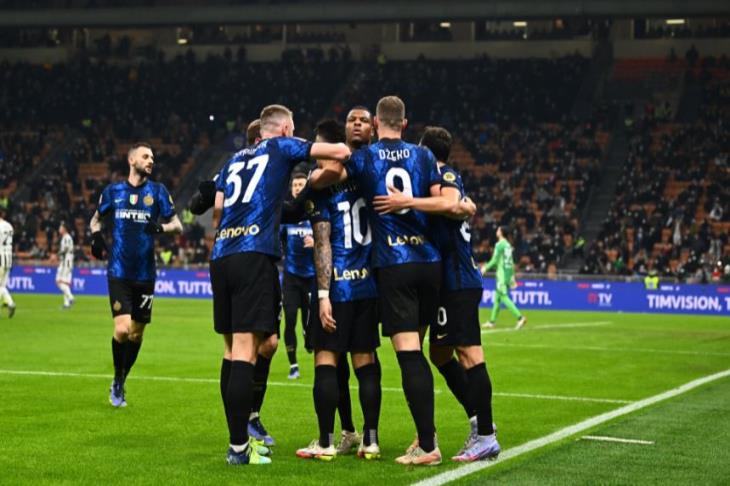 إنتر ميلان يخطف فوزاً قاتلاً من يوفنتوس ويتوج بكأس السوبر الإيطالي